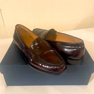 Cole Haan Pinch Penny Loafers in Burgundy /// Looks Brownish Black to the eye.